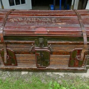 Adirondack Mansions Trunk