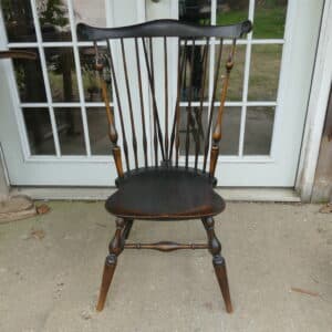 Antique Wallace Nutting brace back Windsor Chair