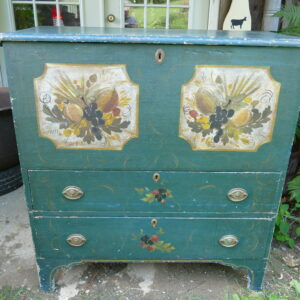 Hepplewhite Blanket Chest